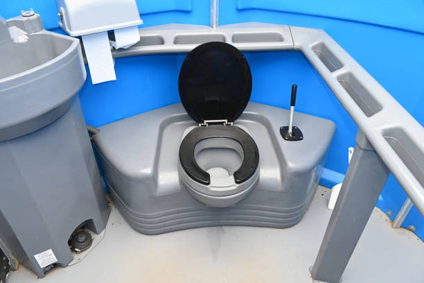 Portable Toilet Options We Offer in Midfield, AL